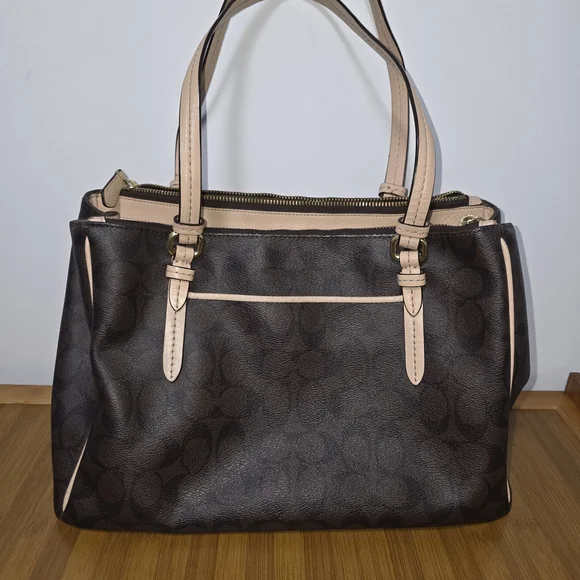 Coach Signature Brown Tote Bag - Picture 4 of 9